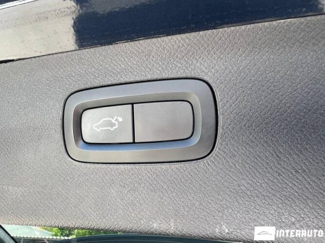 Volvo XC 90 51 interauto-car