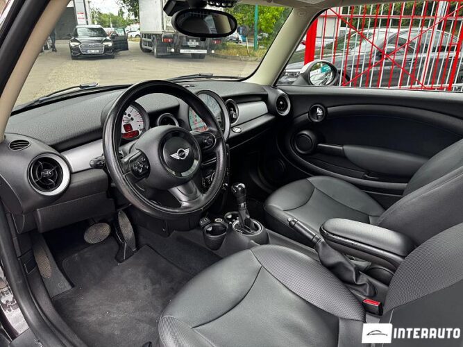 Mini Cooper 30 interauto-car