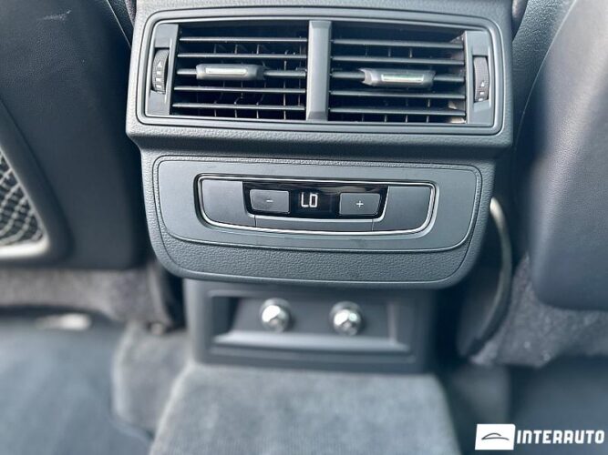 Audi Q7 52 interauto-car