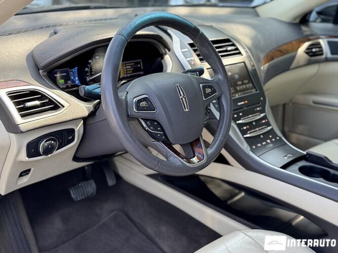Lincoln MKZ 45 interauto-car