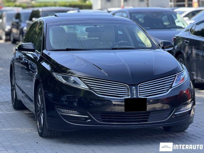 Lincoln MKZ 37 interauto-car