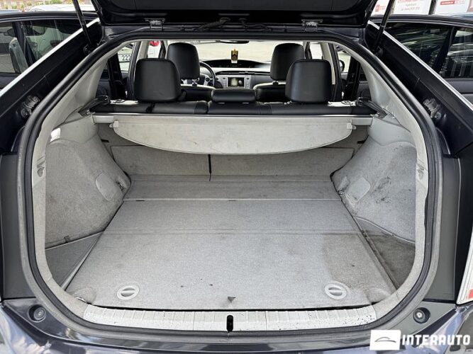 Toyota Prius 58 interauto-car