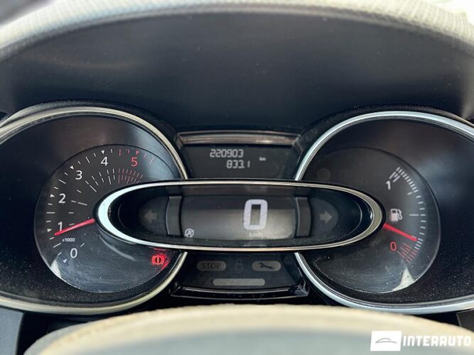 Renault Clio 37 interauto-car