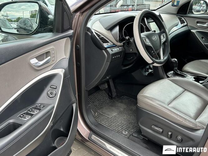 Hyundai Santa Fe 37 interauto-car