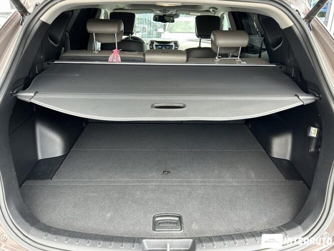 Hyundai Santa Fe 51 interauto-car
