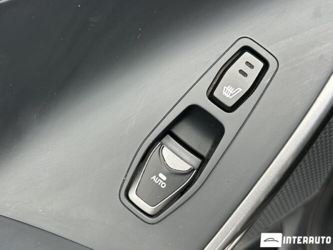 Hyundai Santa Fe 48 interauto-car