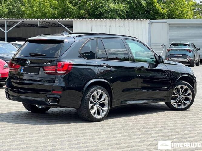 BMW X5 2.5D 35 interauto-car