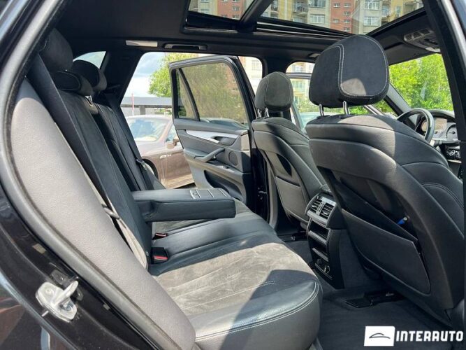 BMW X5 2.5D 50 interauto-car