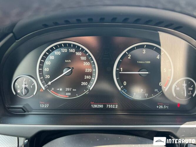 BMW X5 2.5D 43 interauto-car
