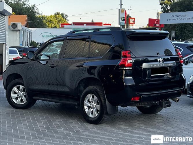 Toyota Land Cruiser Prado 32 interauto-car