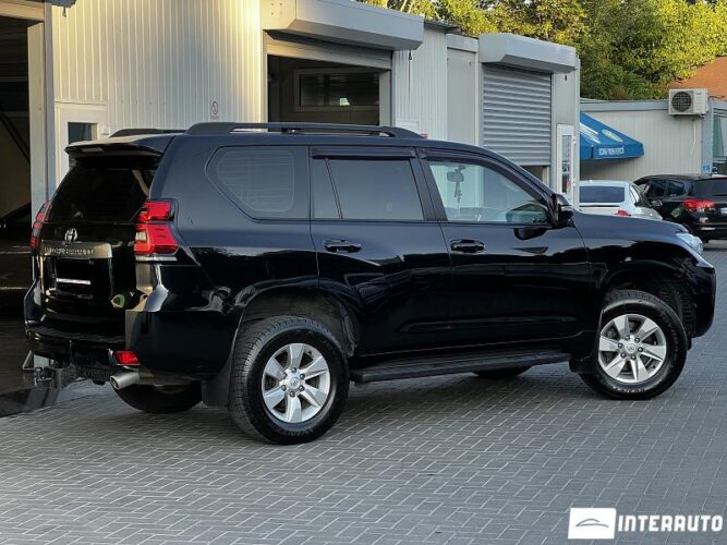 Toyota Land Cruiser Prado 33 interauto-car