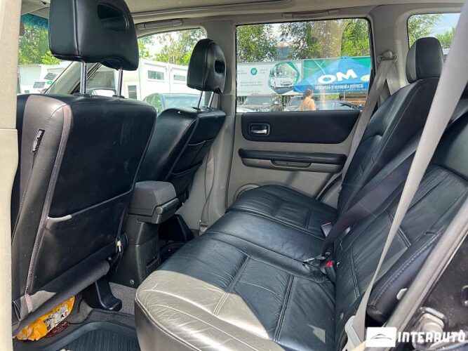 Nissan X-Trail 42 interauto-car