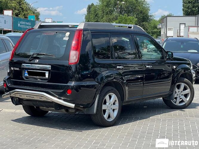 Nissan X-Trail 31 interauto-car