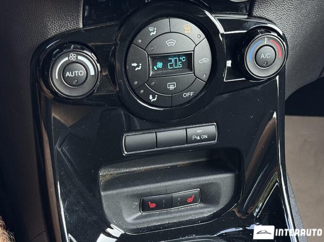 Ford Fiesta 41 interauto-car