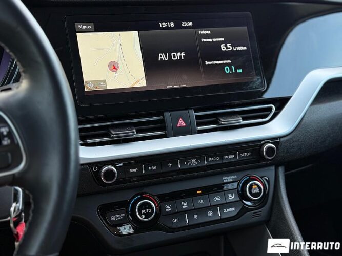 Kia Niro 41 interauto-car