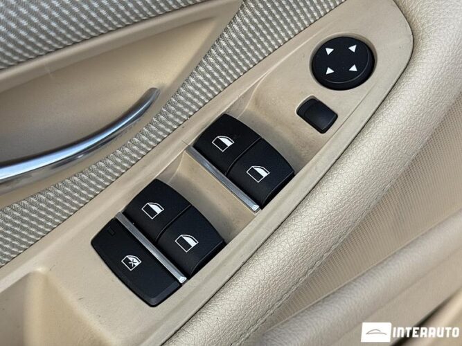 BMW 520 48 interauto-car