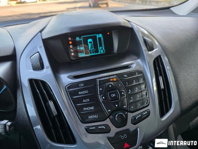 Ford Tourneo Connect 44 interauto-car