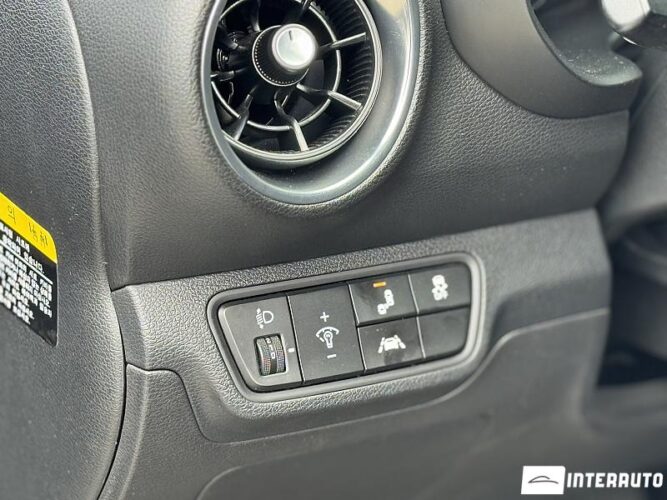 Kia K3 44 interauto-car