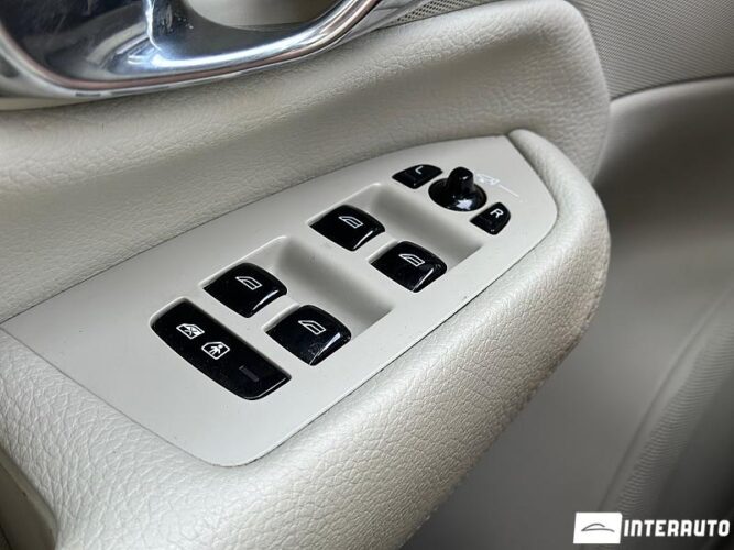 Volvo XC 90 36 interauto-car