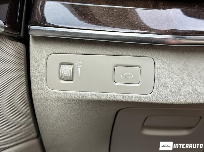 Volvo XC 90 38 interauto-car