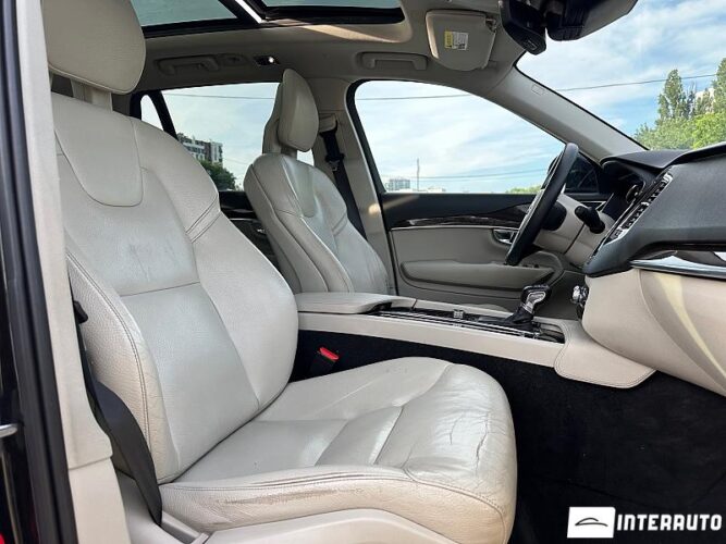 Volvo XC 90 44 interauto-car