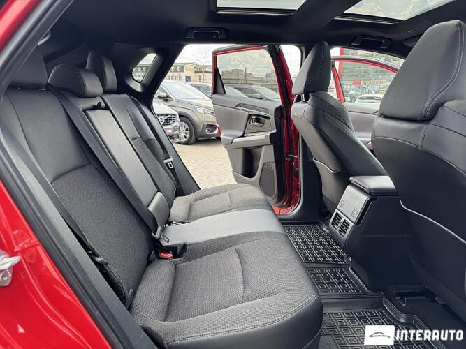 Toyota bZ4X 43 interauto-car