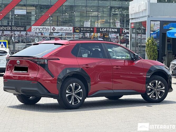 Toyota bZ4X 34 interauto-car