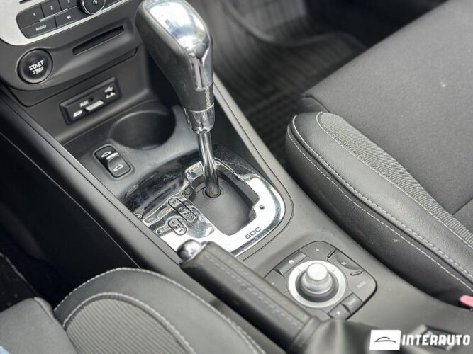 Renault Megane 33 interauto-car