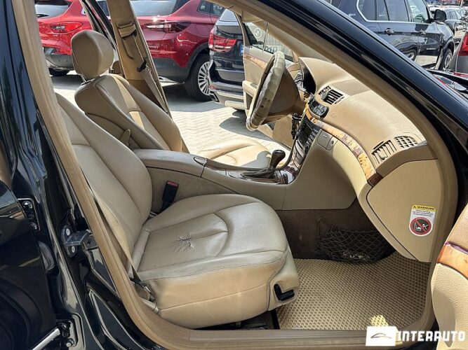 Mercedes E 200 42 interauto-car