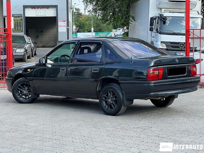 Opel Vectra 30 interauto-car