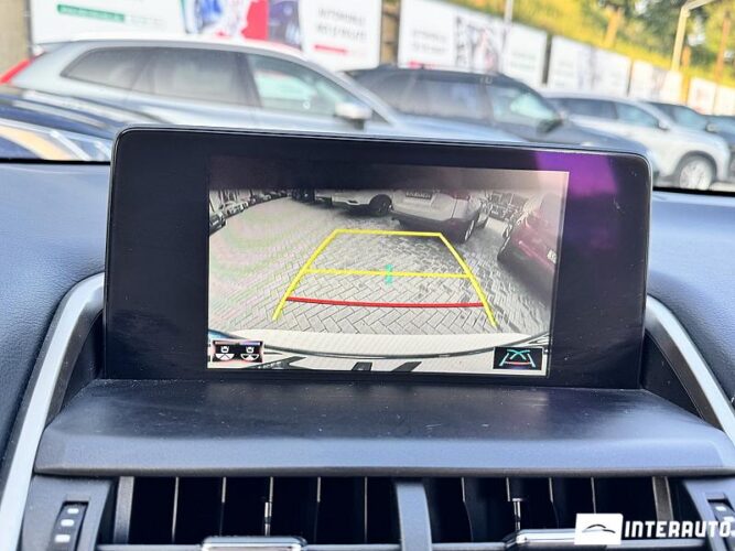 Lexus NX 300H 42 interauto-car