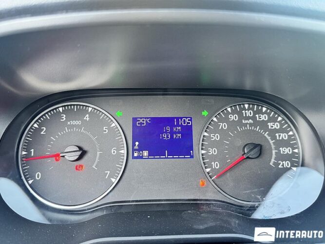 Dacia Duster 36 interauto-car