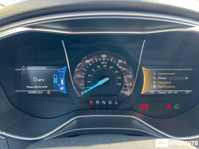 Ford Fusion Plug-In Hybrid 36 interauto-car