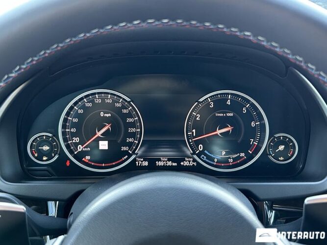 BMW X6 3.5i 45 interauto-car