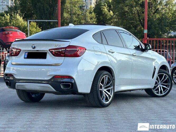 BMW X6 3.5i 35 interauto-car