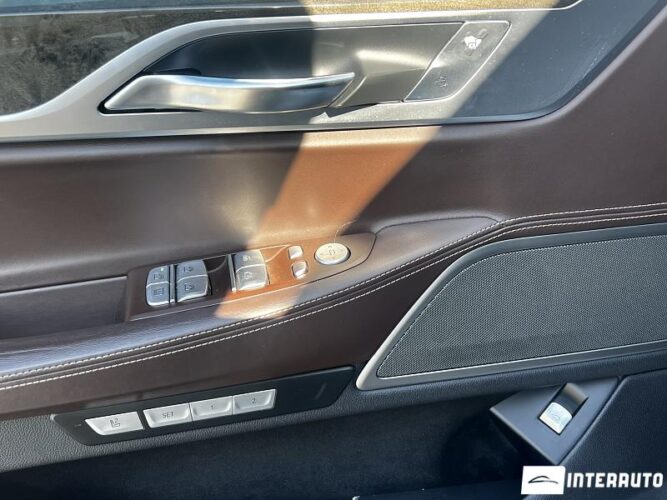 BMW 740 52 interauto-car