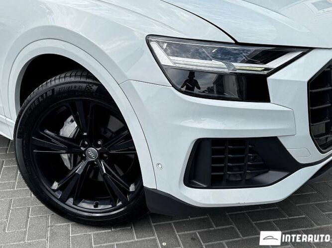 audi Q8 2020