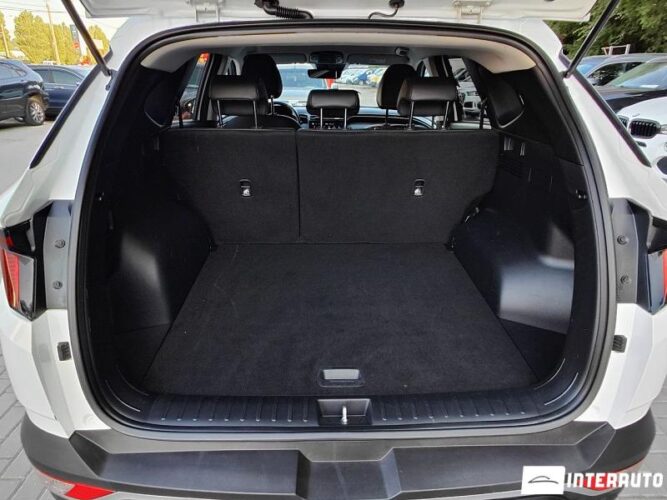 Hyundai Tucson 37 interauto-car