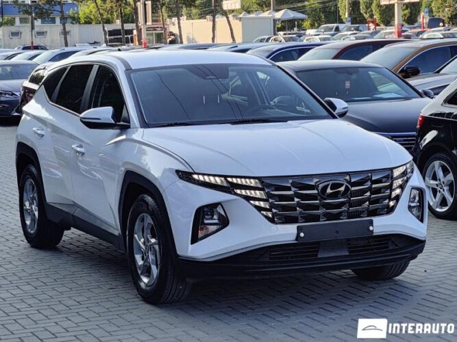 Hyundai Tucson 35 interauto-car