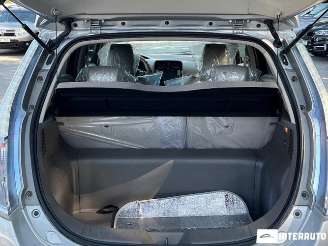 Nissan Leaf 47 interauto-car