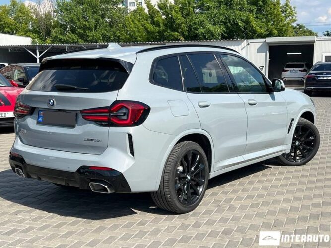 BMW X3 3.0i 35 interauto-car