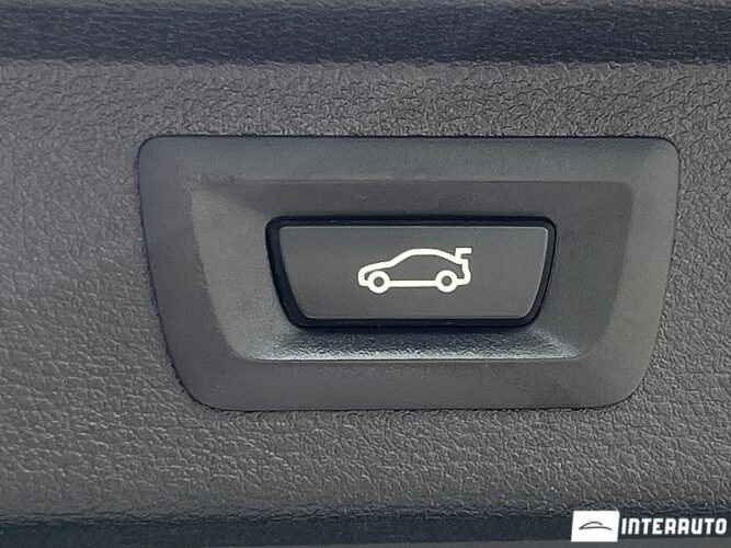 BMW X5 2.5D 55 interauto-car