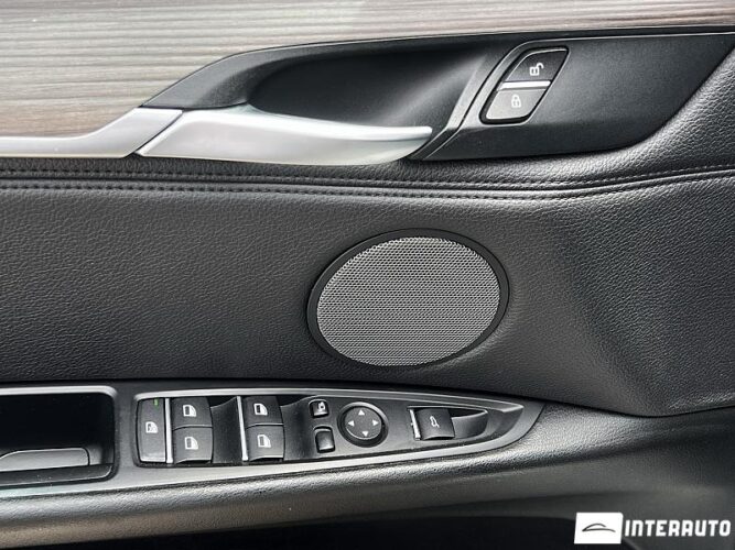 BMW X5 2.5D 38 interauto-car