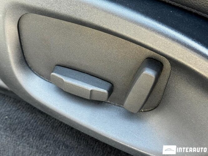 Jaguar F-Pace 51 interauto-car