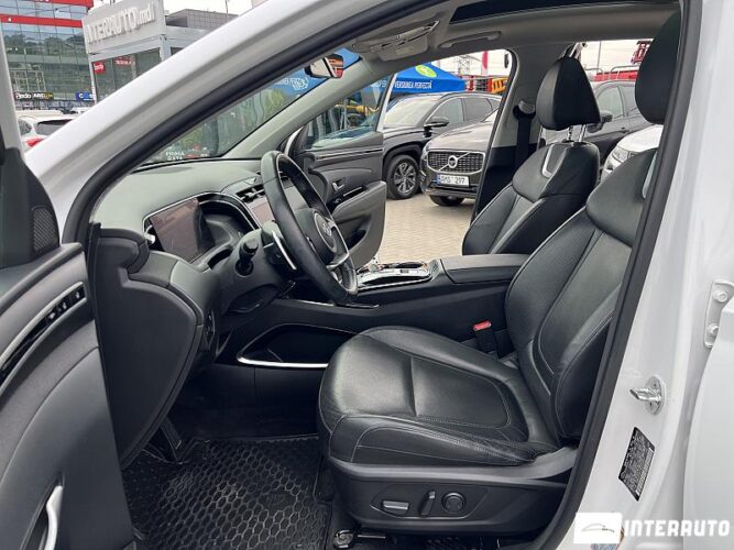 Hyundai Tucson 38 interauto-car