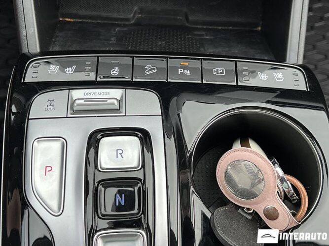 Hyundai Tucson 43 interauto-car