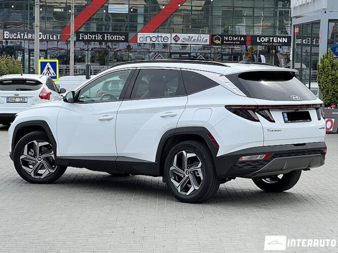Hyundai Tucson 37 interauto-car