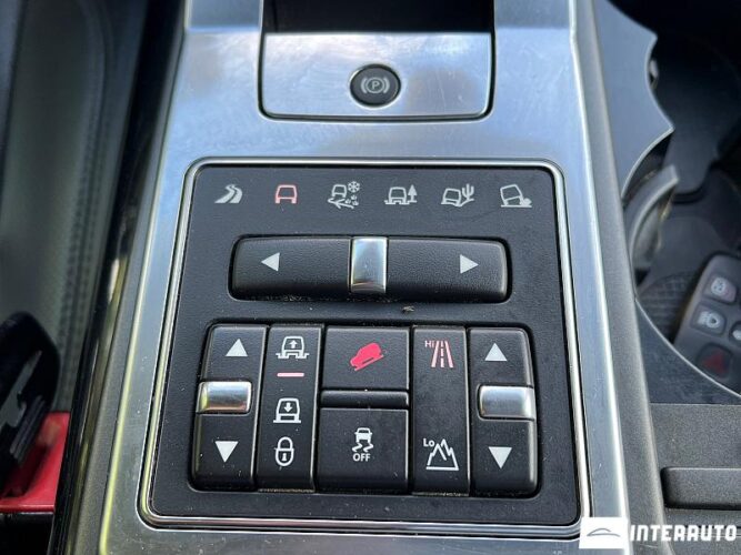 Land Rover Range Rover Sport 48 interauto-car