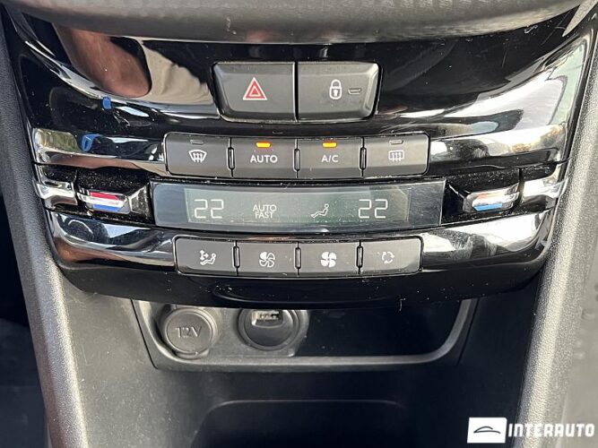 Peugeot 2008 40 interauto-car