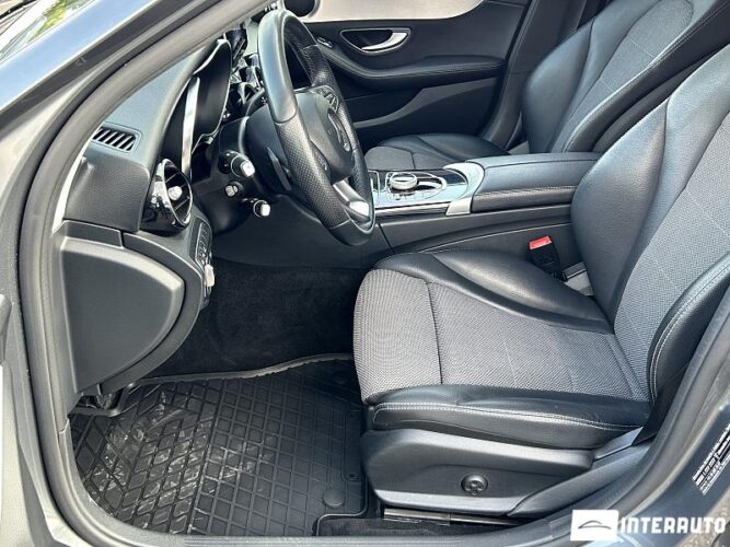 Mercedes C 250 39 interauto-car